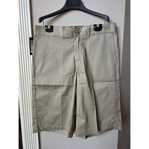 Dickies Shorts men's size 34 Khaki Relaxed Fit New Tan Work Casual Shorts WR872